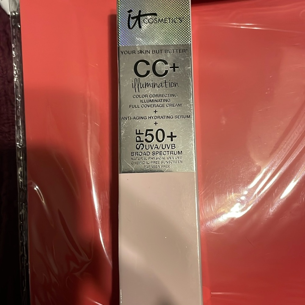 It cosmetics cc illumination Full coverage Color correcting cream SPF 50MEDIUM